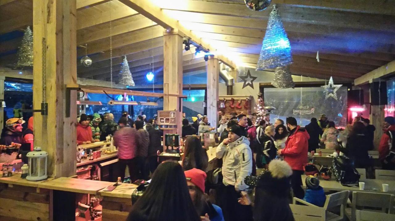 Club Rossignol Hotel Poiana Brasov Buitenkant foto